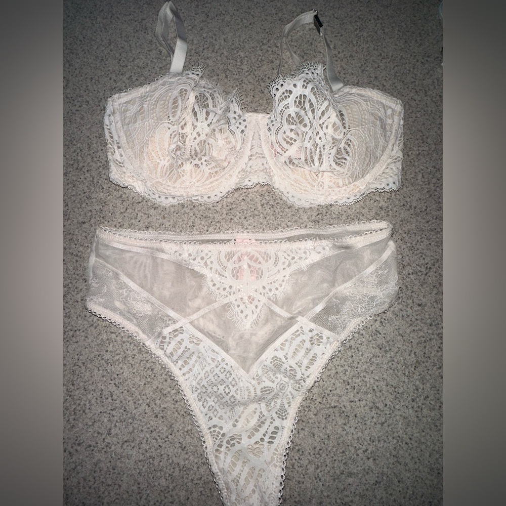 NWT VICTORIA’S SECRET Dream Angels Push-Up Without Padding BRA 36DD panty M set